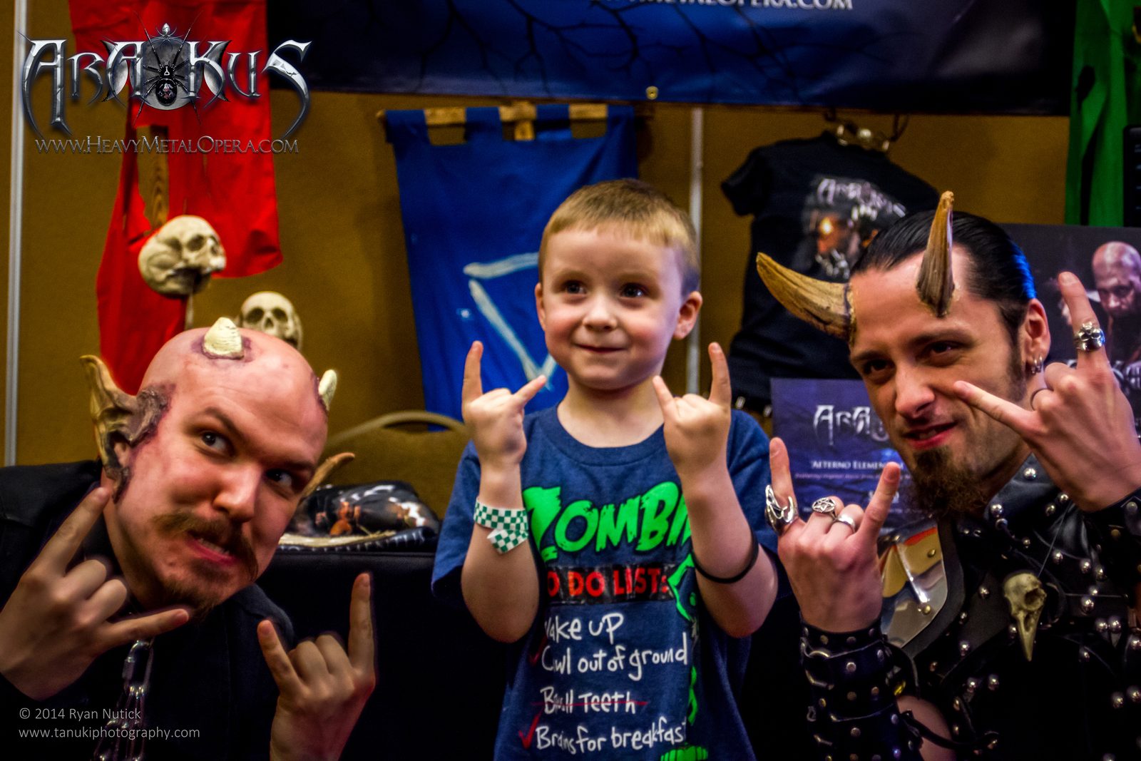 Ara'Kus at Crypticon Seattle, 2014